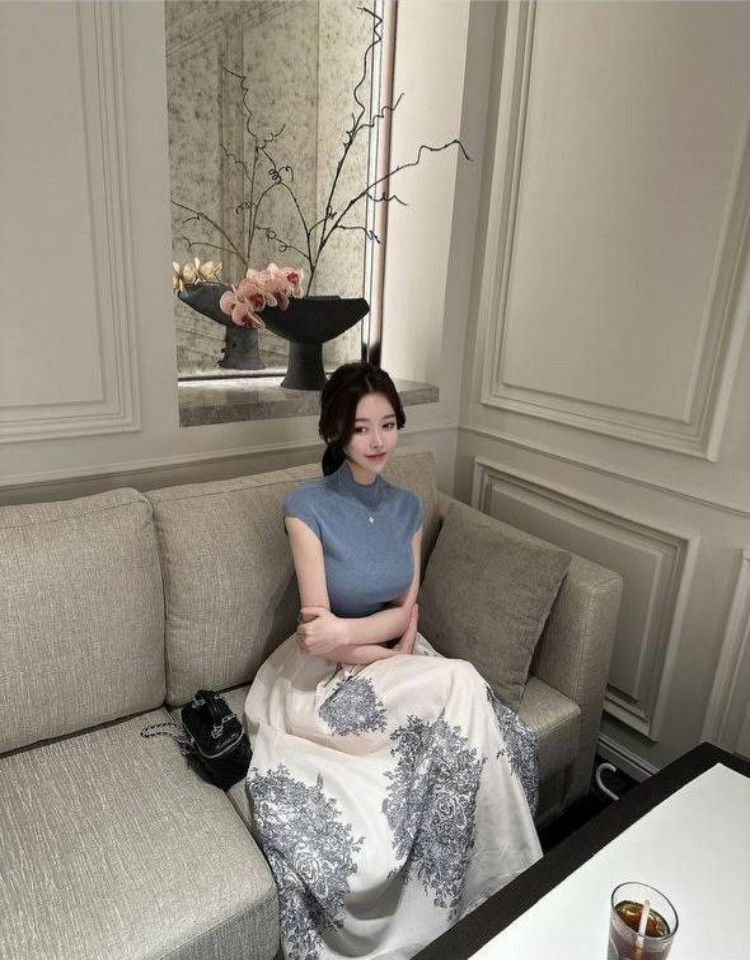 小寡妇在线观看免费播放电视剧,影院热映大片